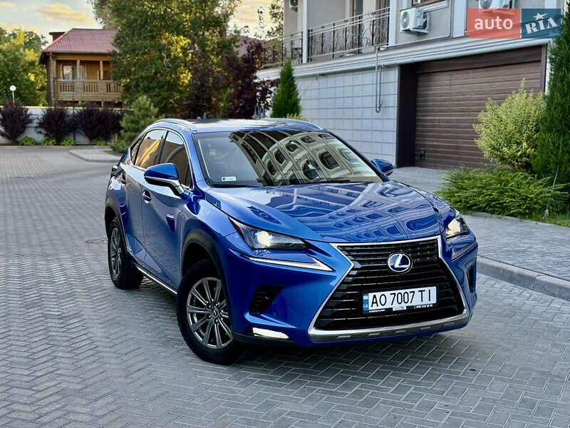 Внедорожник / Кроссовер Lexus NX 2018 в Одессе