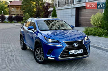 Внедорожник / Кроссовер Lexus NX 2018 в 