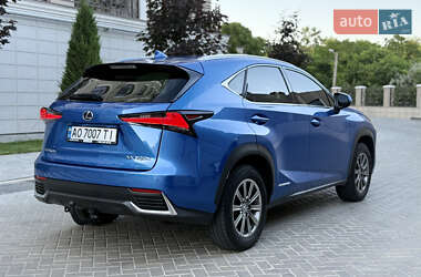 Внедорожник / Кроссовер Lexus NX 2018 в 