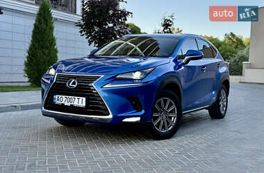 Внедорожник / Кроссовер Lexus NX 2018 в 