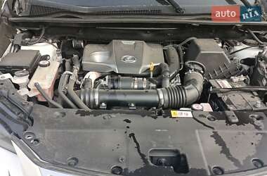 Позашляховик / Кросовер Lexus NX 2018 в 