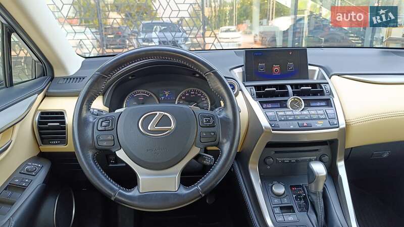 Внедорожник / Кроссовер Lexus NX 2015 в Киеве