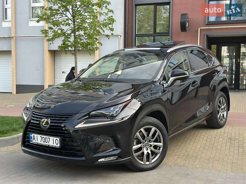 Внедорожник / Кроссовер Lexus NX 2018 в 