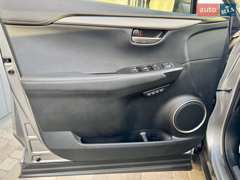 Внедорожник / Кроссовер Lexus NX 2021 в Киеве