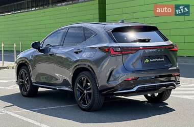 Позашляховик / Кросовер Lexus NX 2022 в 