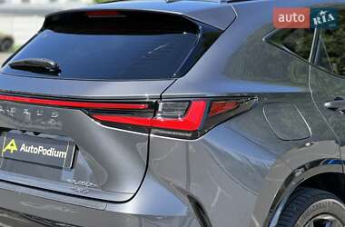 Позашляховик / Кросовер Lexus NX 2022 в 