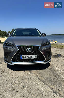 Внедорожник / Кроссовер Lexus NX 2015 в 