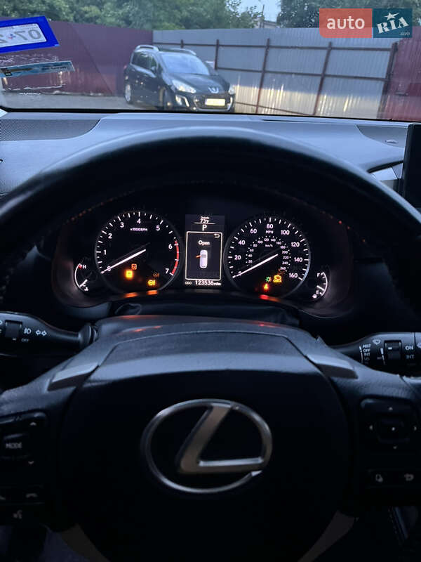 Внедорожник / Кроссовер Lexus NX 2017 в Бродах