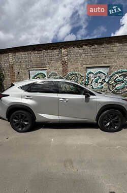 Внедорожник / Кроссовер Lexus NX 2016 в 