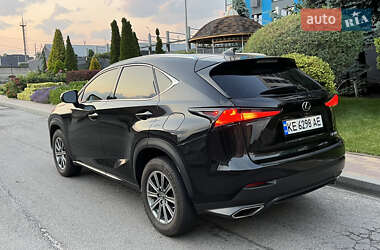 Внедорожник / Кроссовер Lexus NX 2019 в 