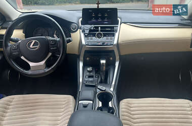 Внедорожник / Кроссовер Lexus NX 2017 в 
