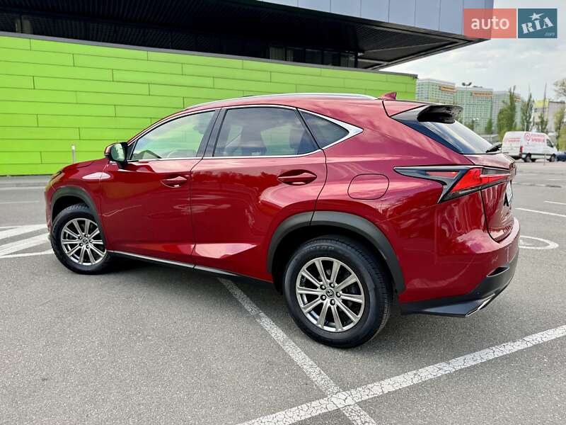 Позашляховик / Кросовер Lexus NX 2019 в Києві