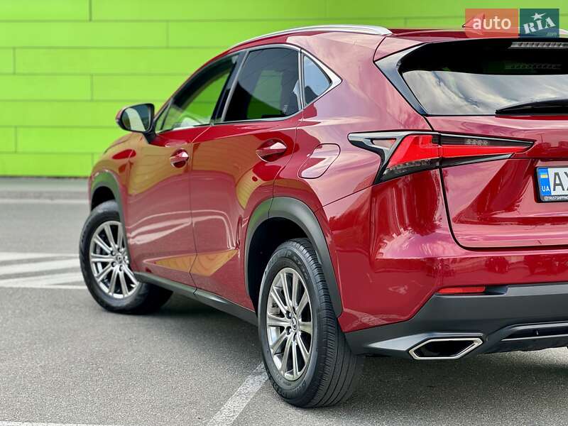 Позашляховик / Кросовер Lexus NX 2019 в Києві