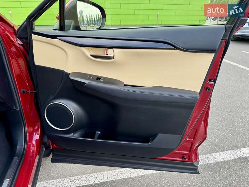 Позашляховик / Кросовер Lexus NX 2019 в Києві