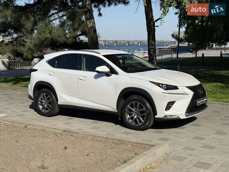 Внедорожник / Кроссовер Lexus NX 2018 в Днепре