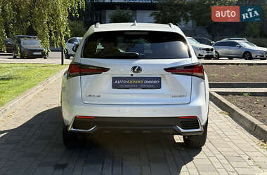 Позашляховик / Кросовер Lexus NX 2018 в 