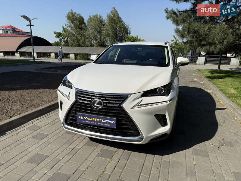 Внедорожник / Кроссовер Lexus NX 2018 в Днепре