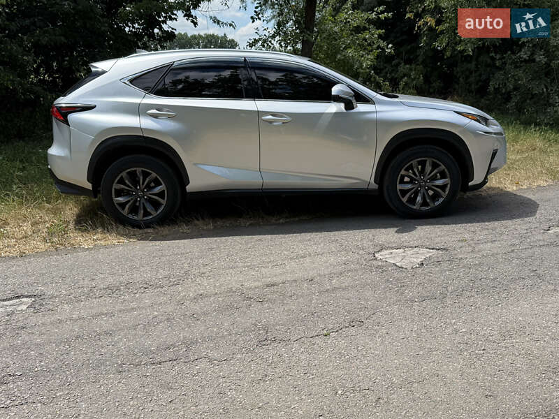 Внедорожник / Кроссовер Lexus NX 2019 в Володарке