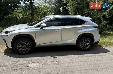 Внедорожник / Кроссовер Lexus NX 2019 в 