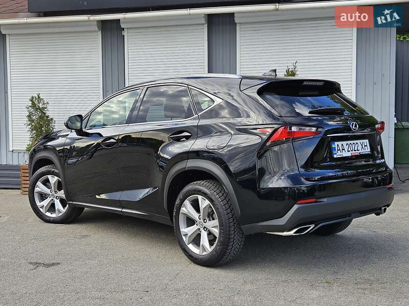 Позашляховик / Кросовер Lexus NX 2016 в Києві