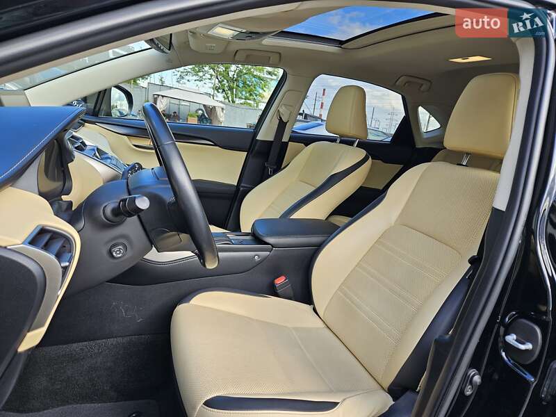 Позашляховик / Кросовер Lexus NX 2016 в Києві