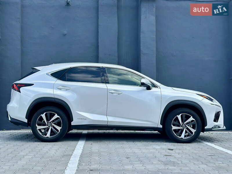 Внедорожник / Кроссовер Lexus NX 2020 в Киеве