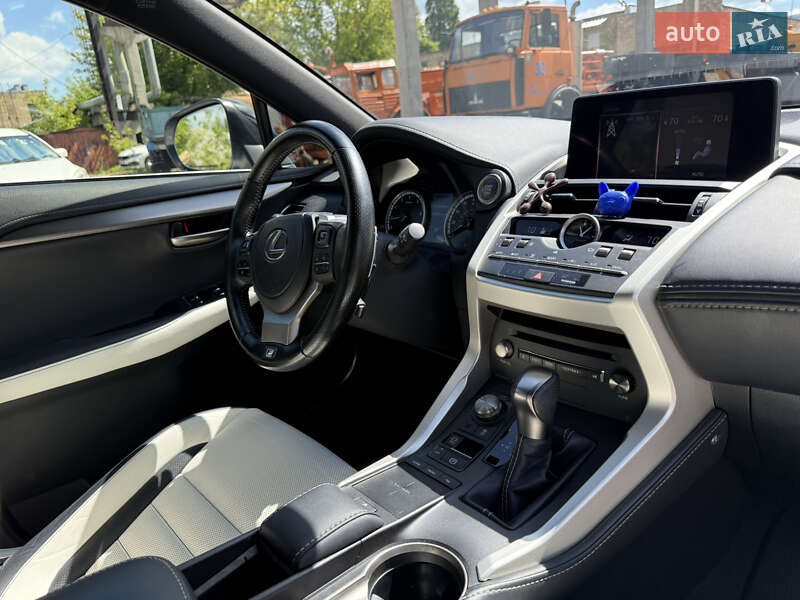 Позашляховик / Кросовер Lexus NX 2021 в Києві