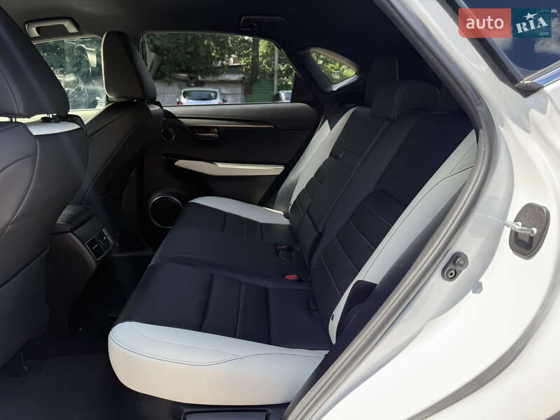 Позашляховик / Кросовер Lexus NX 2021 в Києві
