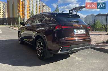 Позашляховик / Кросовер Lexus NX 2018 в 