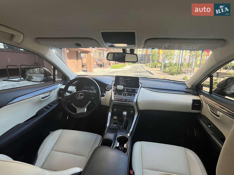 Позашляховик / Кросовер Lexus NX 2018 в Чернігові