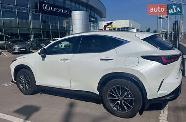 Внедорожник / Кроссовер Lexus NX 2022 в 
