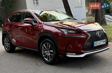 Позашляховик / Кросовер Lexus NX 2016 в 