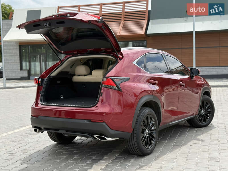 Позашляховик / Кросовер Lexus NX 2016 в Кривому Розі