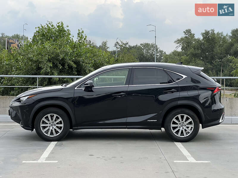 Внедорожник / Кроссовер Lexus NX 2018 в Киеве