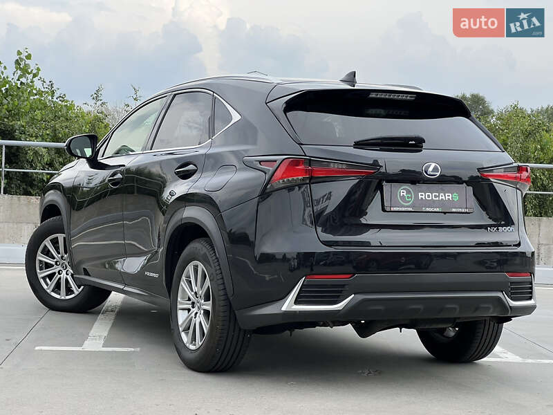 Внедорожник / Кроссовер Lexus NX 2018 в Киеве