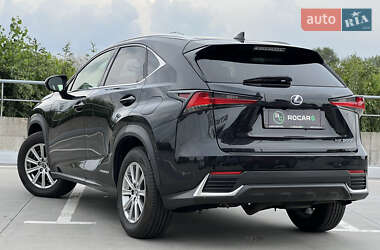 Внедорожник / Кроссовер Lexus NX 2018 в 