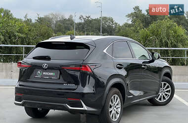 Внедорожник / Кроссовер Lexus NX 2018 в 