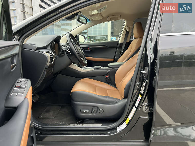 Внедорожник / Кроссовер Lexus NX 2018 в Киеве