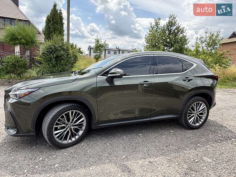 Позашляховик / Кросовер Lexus NX 2023 в Тернополі