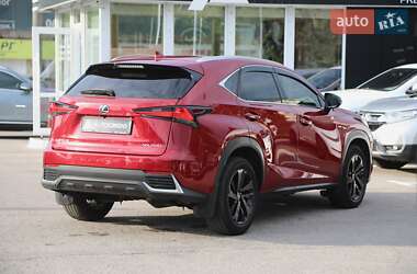 Позашляховик / Кросовер Lexus NX 2019 в 
