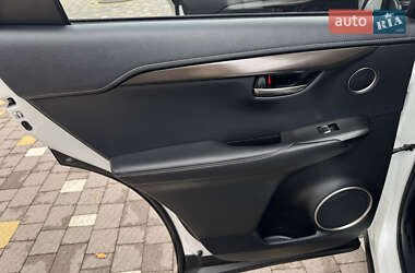 Внедорожник / Кроссовер Lexus NX 2019 в 