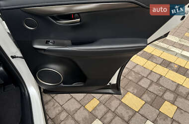 Внедорожник / Кроссовер Lexus NX 2019 в 