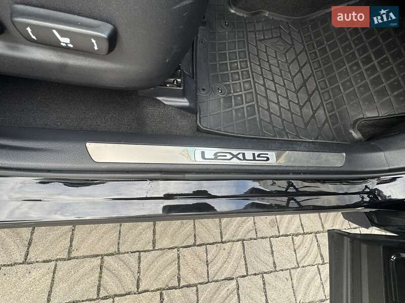 Внедорожник / Кроссовер Lexus NX 2019 в Днепре