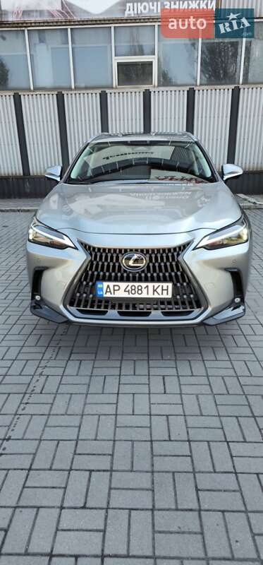 Lexus NX 2024