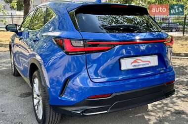 Позашляховик / Кросовер Lexus NX 2022 в 