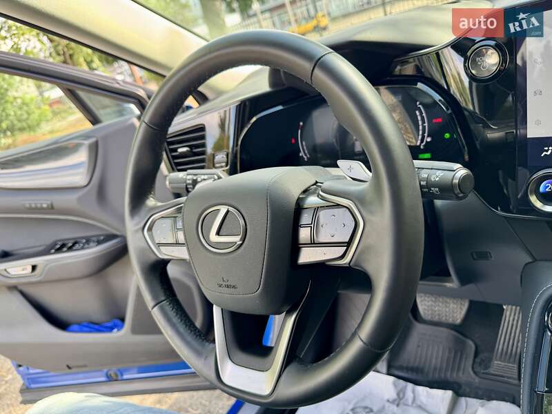 Внедорожник / Кроссовер Lexus NX 2022 в Киеве