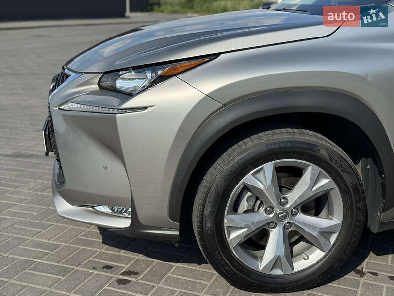 Внедорожник / Кроссовер Lexus NX 2017 в Днепре
