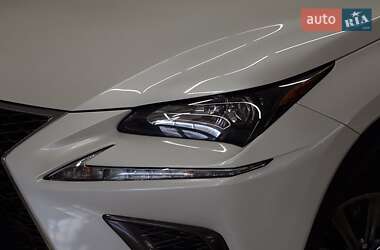 Внедорожник / Кроссовер Lexus NX 2015 в 