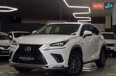 Внедорожник / Кроссовер Lexus NX 2015 в Николаеве