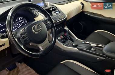 Внедорожник / Кроссовер Lexus NX 2015 в 